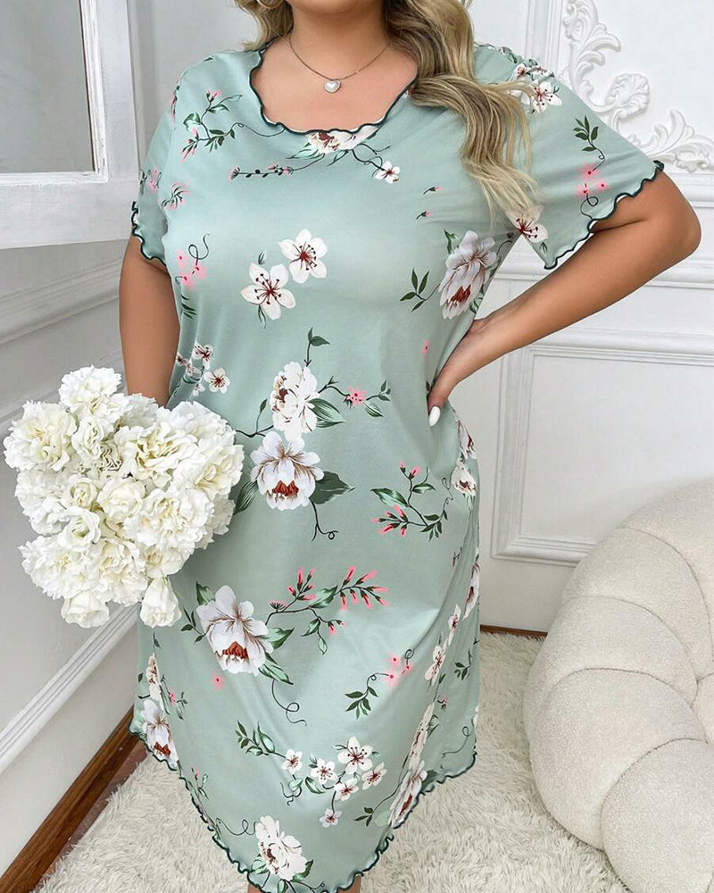 Plus Size Heart Print Short Sleeve Nightdress