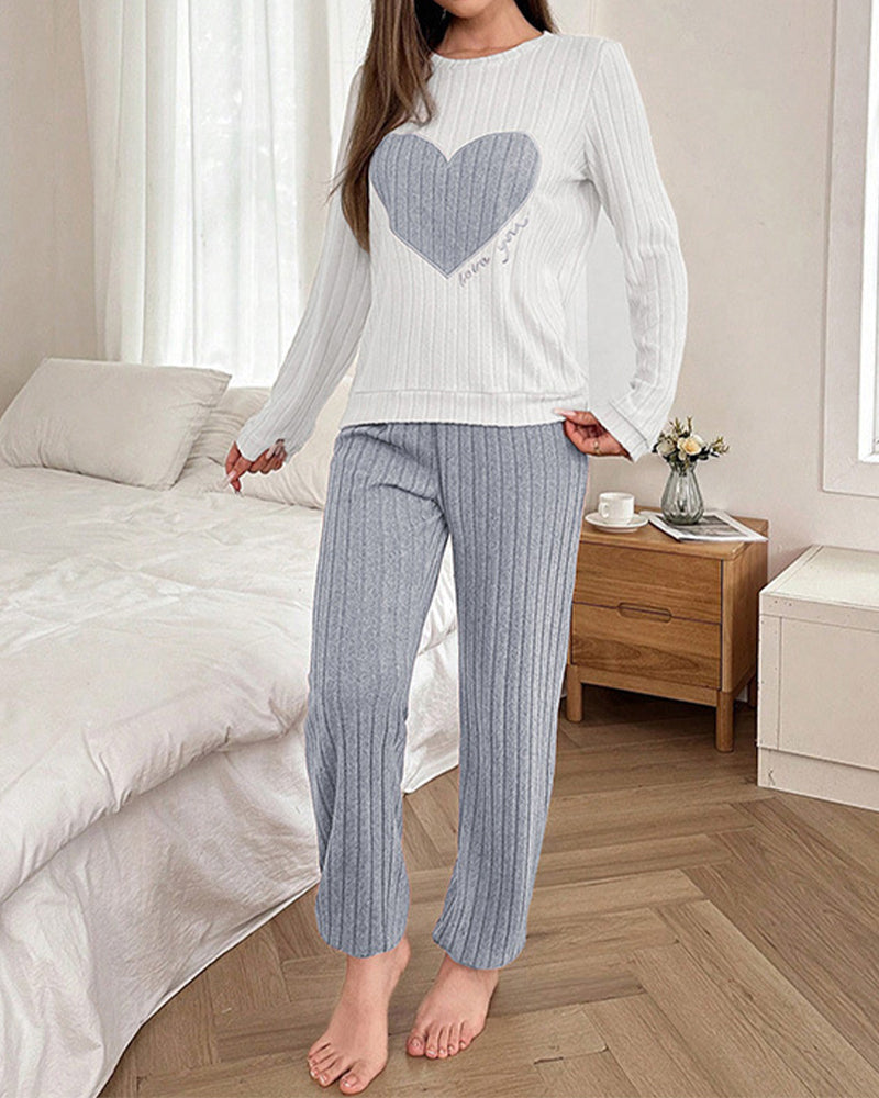 Women’s Heart Print Pajama Set – Long Sleeve Top & Pants Loungewear