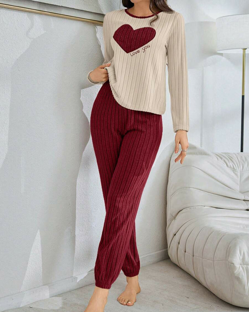 Women’s Heart Print Pajama Set – Long Sleeve Top & Pants Loungewear