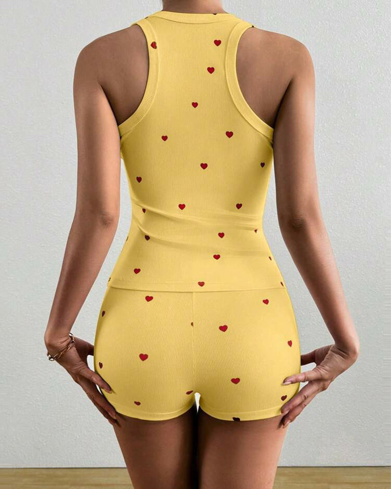 Heart Print 2-Piece Pajama Set – U-Neck Tank & Stretch Shorts