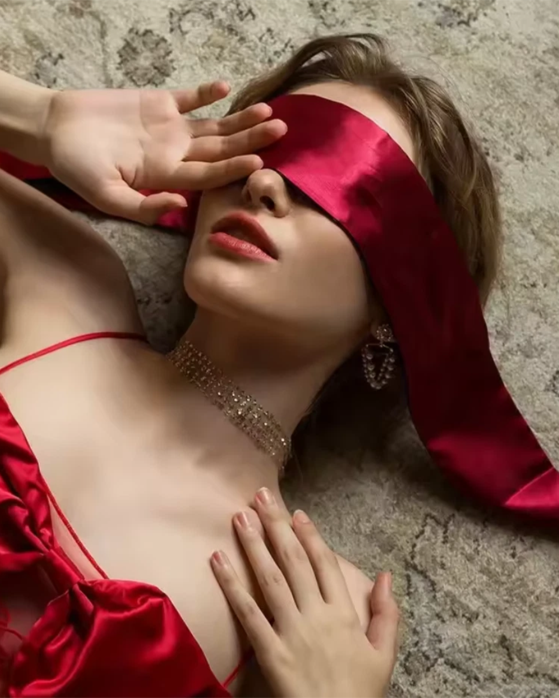 Satin Double-Sided Tie Blindfold