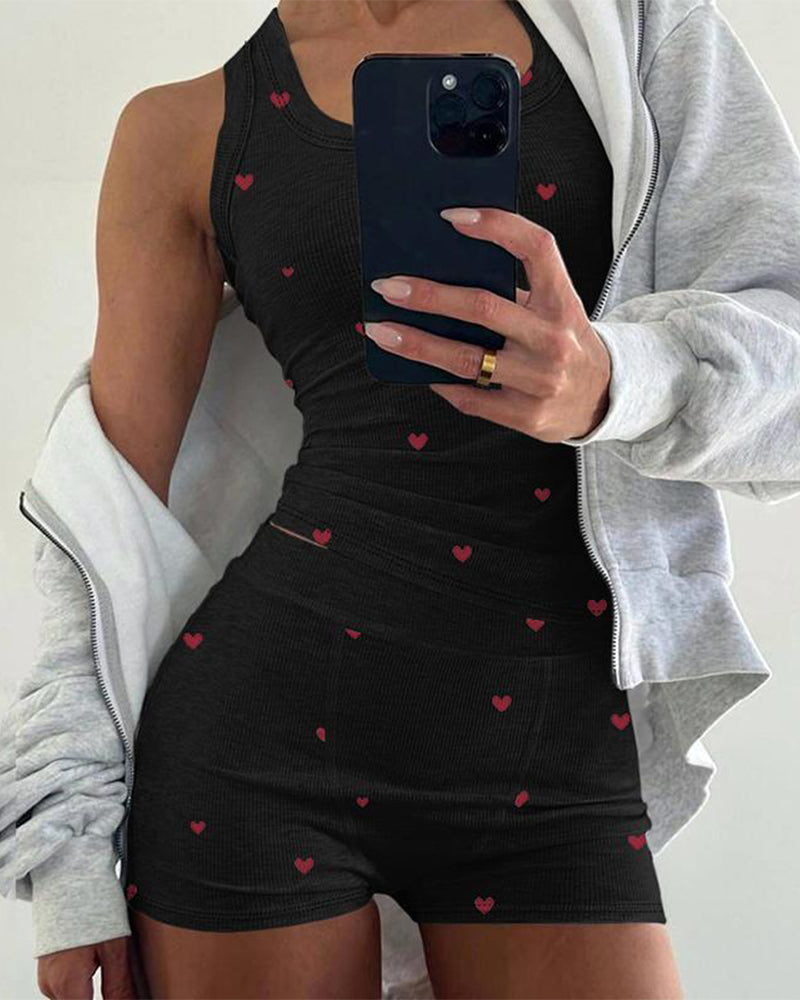 Heart Print 2-Piece Pajama Set – U-Neck Tank & Stretch Shorts