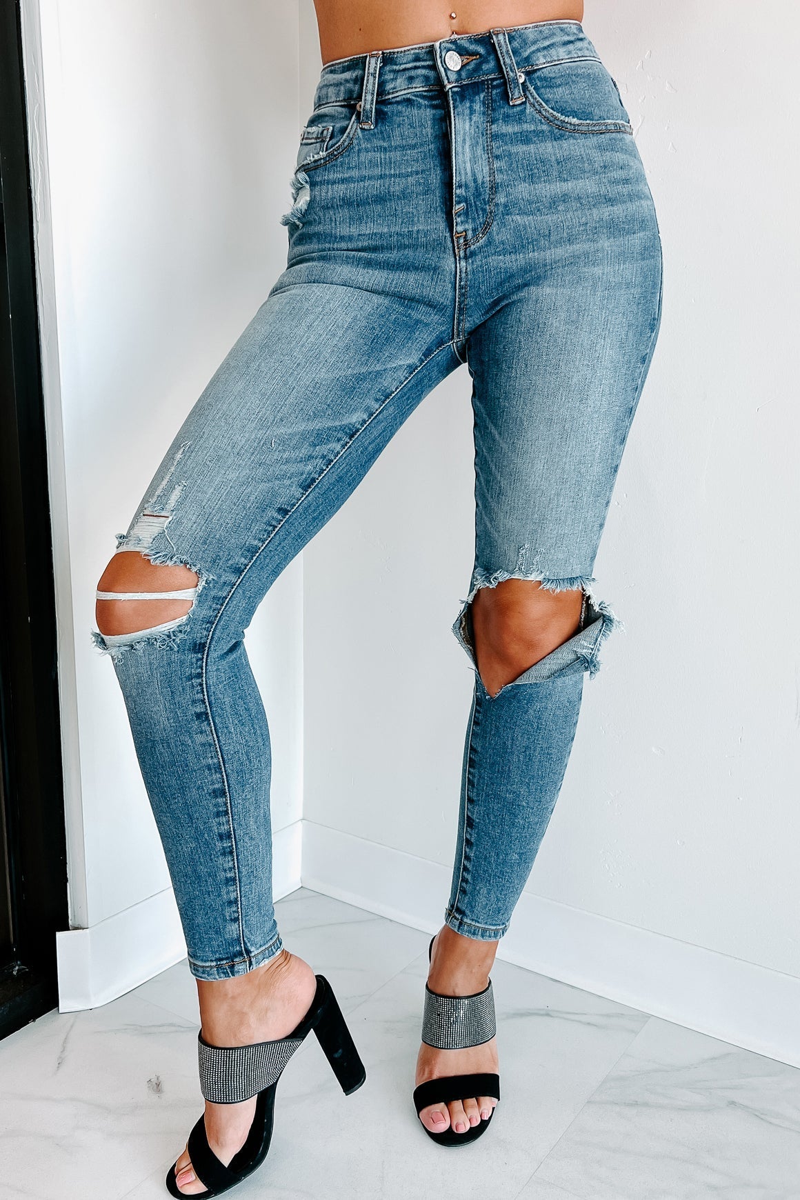 Shesways®Rochester Dreams Mid Rise Special A Skinny Jeans (Medium Light)